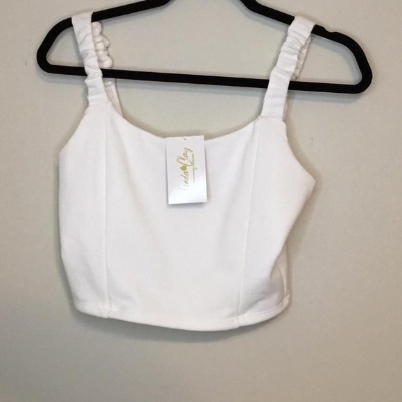 Women Shes A Keeper Sleeveless Ruched Ivory Strap Crop Top Size S - Picture 1 of 3